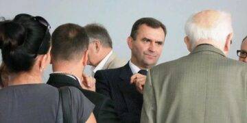 Polish MEP Charged With Bribery Assumes His Seat From Custody