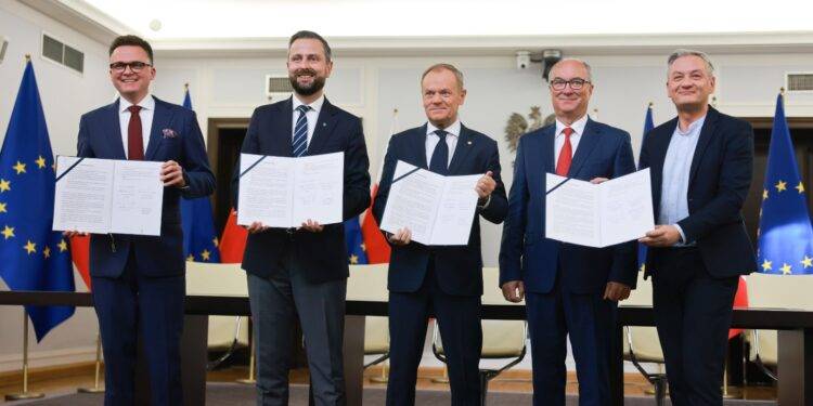 Leaders of the opposition signed the coalition agreement - PO/twitter