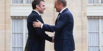 Donald Tusk in France: A Strong Pro-Ukrainian Voice in Europe