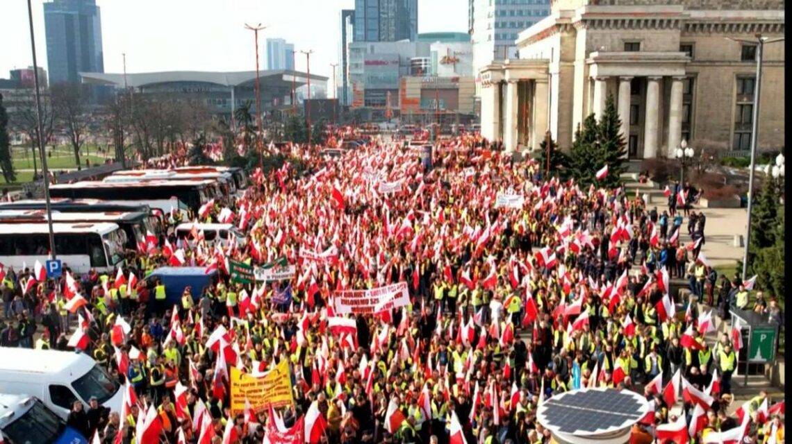 Farmers’ Protest in Warsaw. Promises of Future Demonstrations
