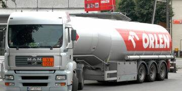 Allegations of Financial Misconduct Rock Orlen as Former CEO Faces Accusations of Ties with Hezbollah