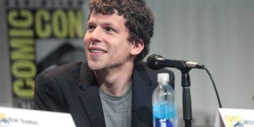 Hollywood Actor Jesse Eisenberg Seeks Polish Citizenship