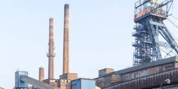 Powerful Tremor Strikes Rydułtowy Mine: Rescue Operation Underway