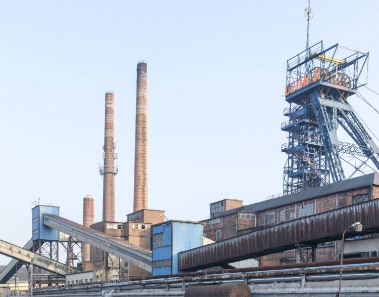 Powerful Tremor Strikes Rydułtowy Mine: Rescue Operation Underway