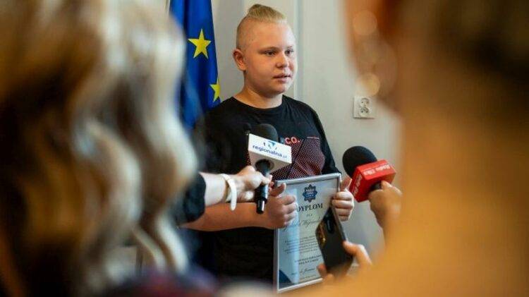 Heroic 11-Year-Old Boy Saves Unconscious Woman