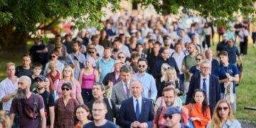 Warsaw March of Remembrance Honors Victims of Deportation