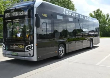 Revolutionary Hydrogen Bus NesoBus Debuts in Wrocław, Promises Cleaner Air