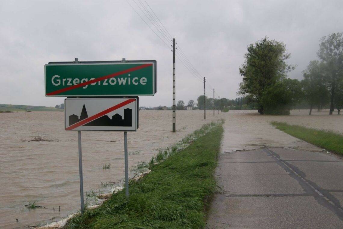 Flood Threat Looms Over Southern Poland as Heavy Rains Approach