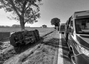 Heroic Coach Saves Lives in Fatal Bus Crash Involving Junior Football Team