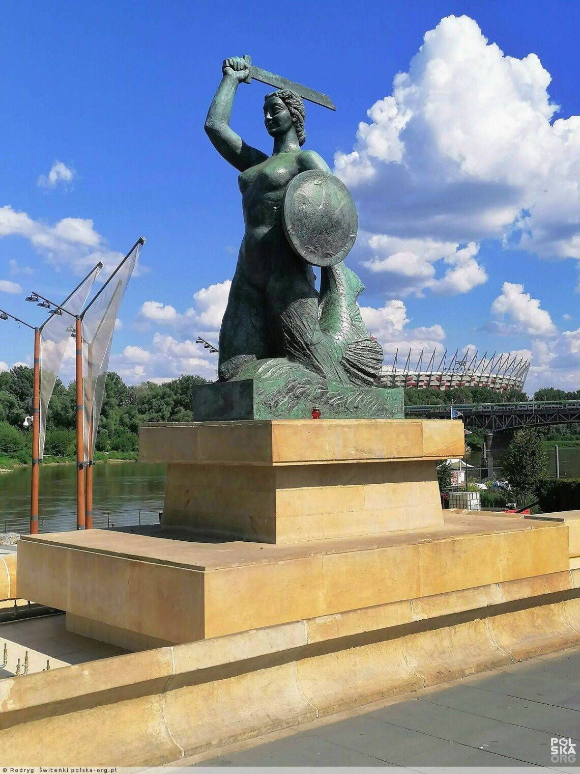 Vandalism Strikes Warsaw’s Iconic Mermaid Statue Again