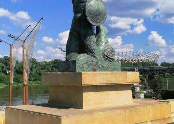 Vandalism Strikes Warsaw’s Iconic Mermaid Statue Again