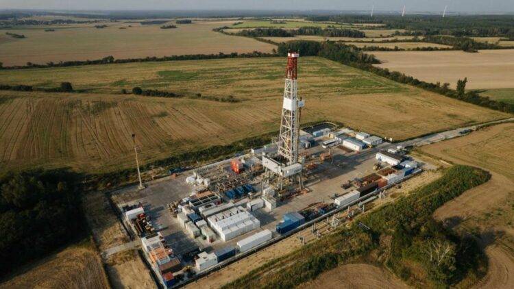 Polish Oil Giant Orlen Discovers 100,000-Tonne Oil Field in Western Poland