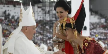 Pope Francis Quotes Polish Nobel Laureate in Indonesia