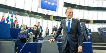 Tusk Faces Criticism for Shifting Tone Toward the EU, Says German Newspaper