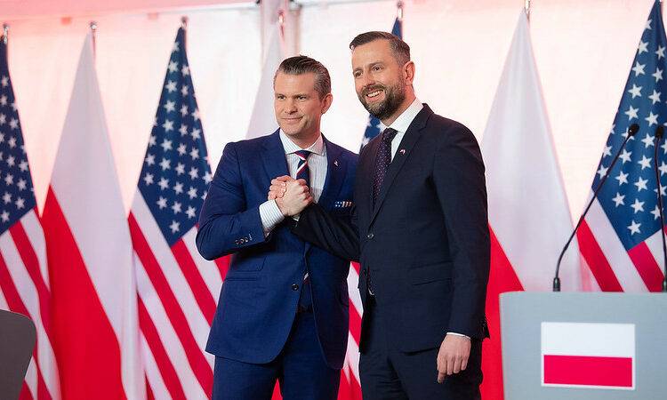 Poland a Model NATO Ally – US Defense Secretary