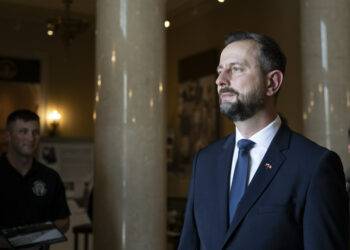 Polish Defense Minister Downplays Troop Deployment to Ukraine, Emphasizes Economic Role