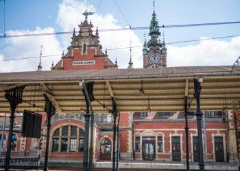 BBC Journalist Praises Baltic Express Train Route from Czechia to Poland