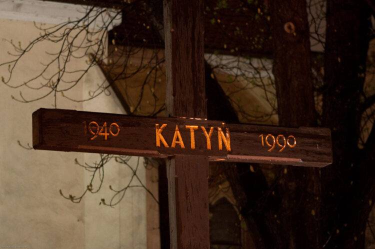Polish President Duda on 85th Anniversary of Katyń Massacre: Premeditated Genocide