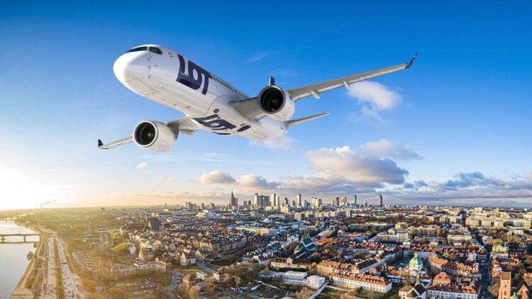 LOT Polish Airlines Signs Record Airbus Deal for Over 80 Aircraft