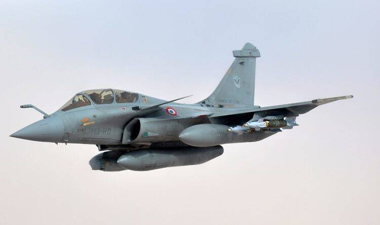 France Deploys Nuclear-Capable Rafale Jets to Poland in Signal to Russia