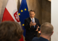 Sikorski says Poland could defeat Russia ‘quite quickly’ if attacked