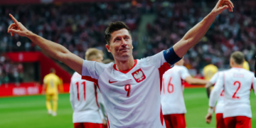 Lewandowski hat-trick as Poland thrash Romania 6-0 in Nations League